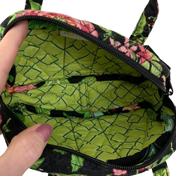 Vera Bradley 2-Piece Set Small Purse Bag and Matching Flip-Flops 6 Botanica - Picture 3 of 8